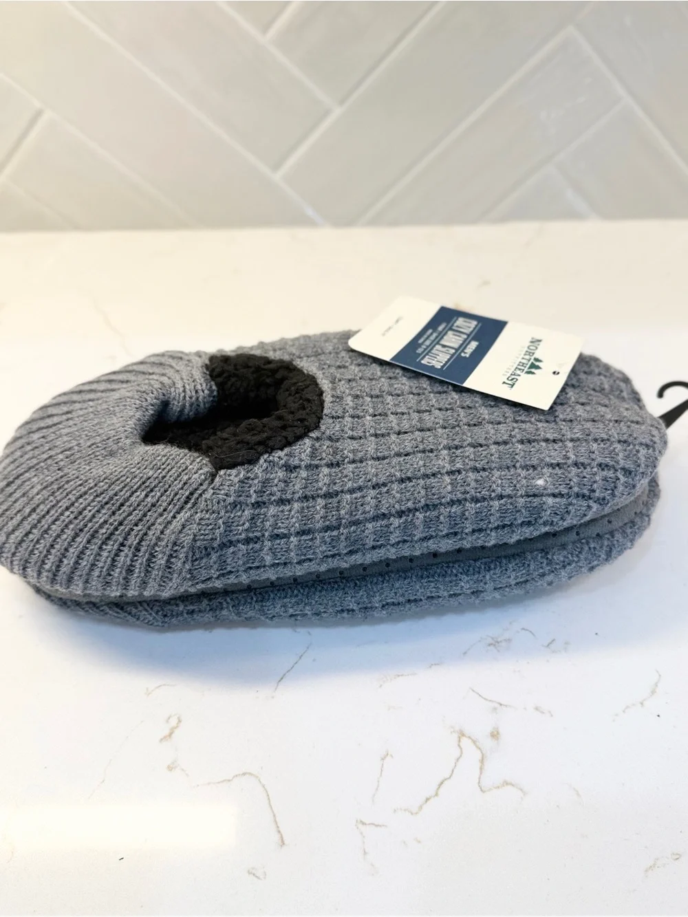 NORTHEAST OUTFITTERS Men's Gray Cozy Cabin Slippers